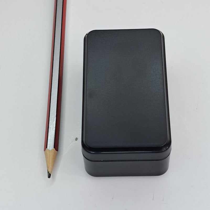 Localizzatore GPS e Registratore portatile Micro GSM illimitata distanza professionale SD 32G - batteria 30/90 giorni - Mini Registratore con Attivazione Vocale Live (King Spy Guard F11)