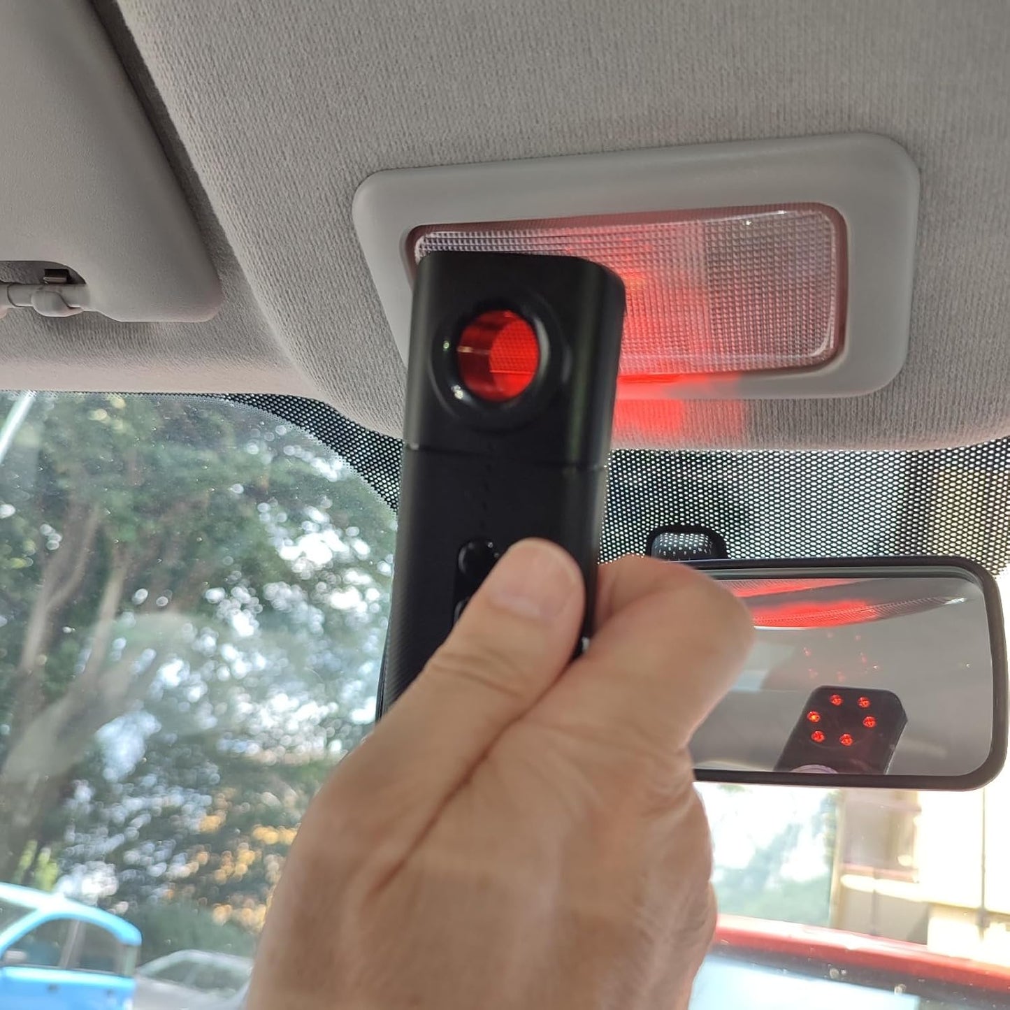 Rilevatore Microspie gsm e gps per auto, casa, ufficio Telecamere e Segnali Wireless 800/900/1200/2400 mhz professionale e tascabile (T3)