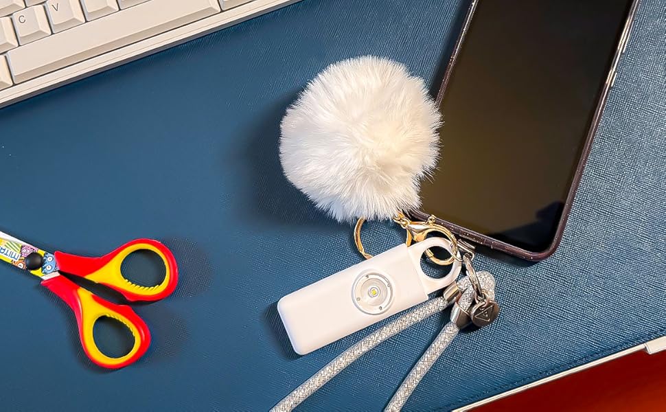 Portachiavi Allarme Antipanico, Dispositivo Antiaggressione SOS Chiamata Automatica, Invio Istantaneo Posizione GPS, Sirena 130dB, Difesa Personale e Autodifesa per Donne, Bambini e Anziani (Bianco)